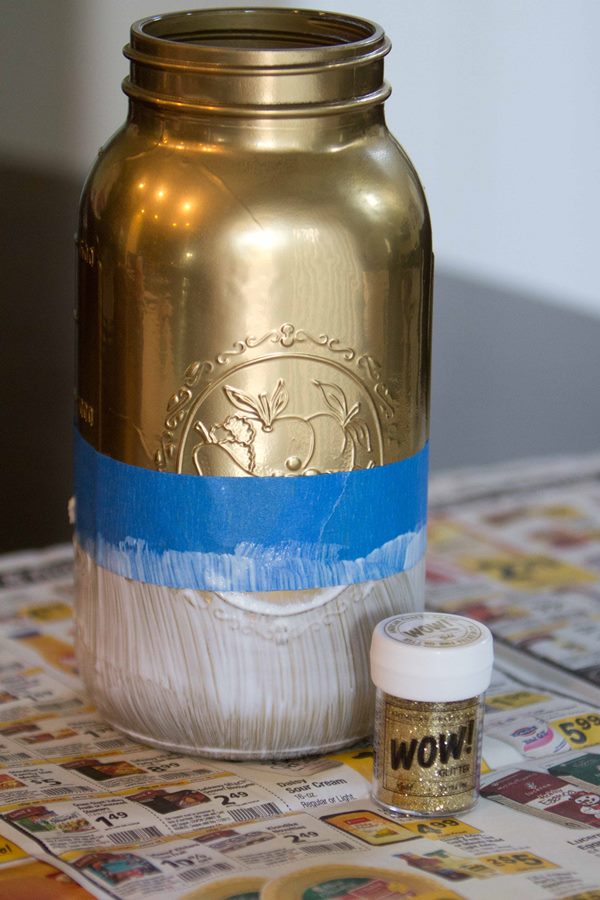 Christmas DIY Gold Glitter Mason Jar
