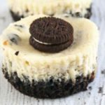 North Valley Moms Blog – Foodie Friday – Mini Oreo Cheesecake Bi