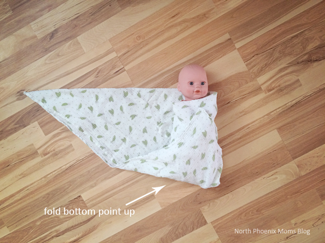 north-phoenix-moms-blog-how-to-swaddle-baby-safely--copy