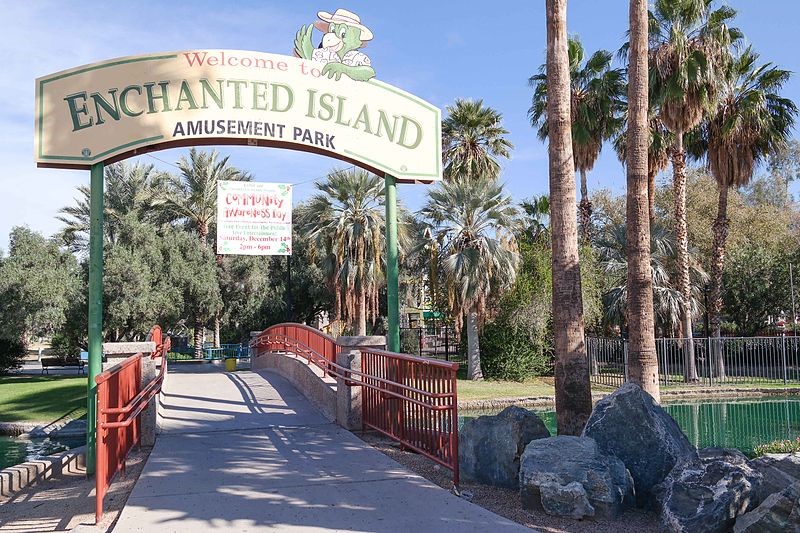 10 Must-Visit Family-Friendly Activities in Phoenix :: Enchanted Island Amusement Park