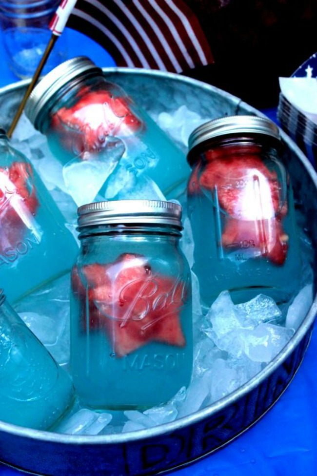 Blueberry Fourth of July drink in a mason jar