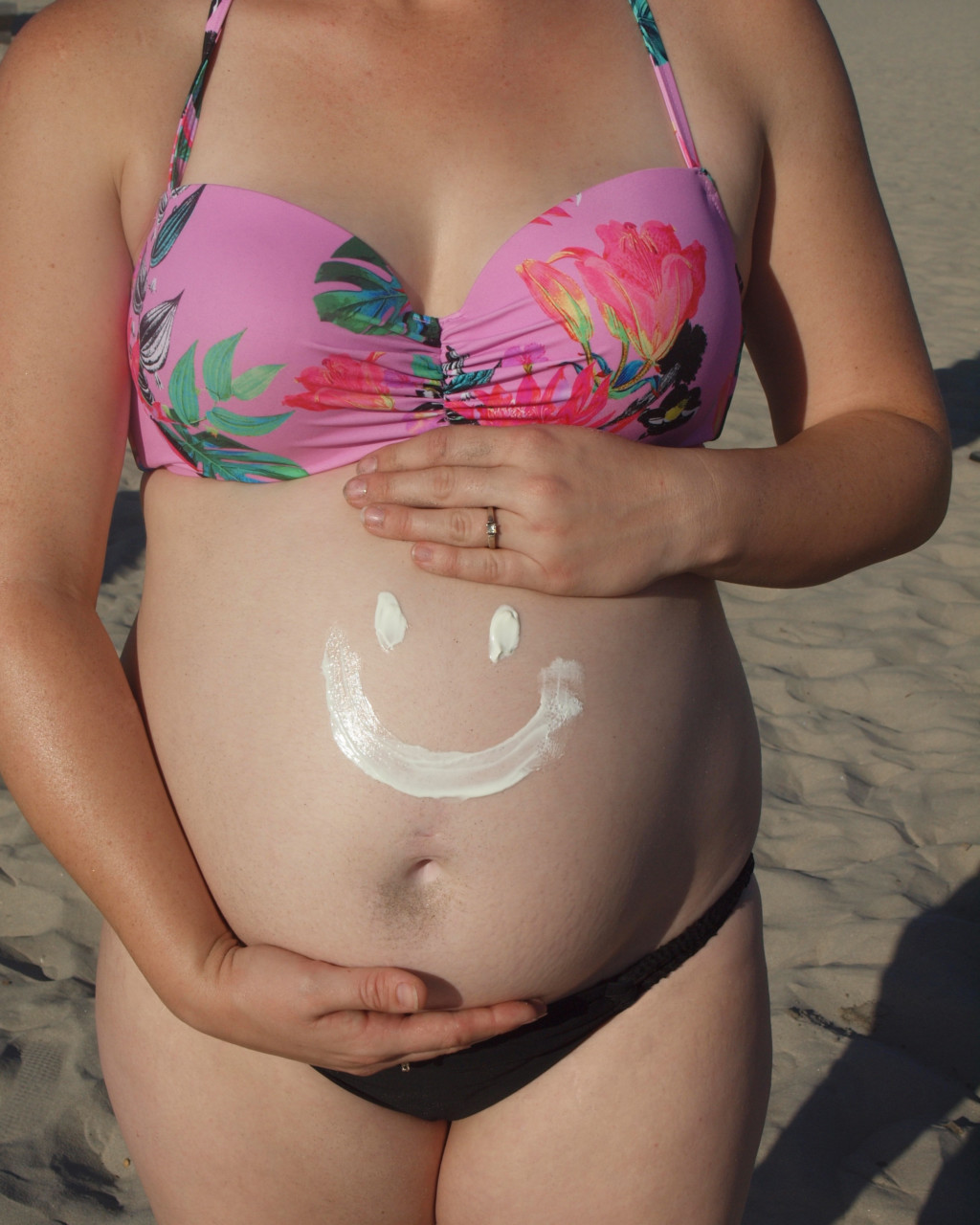 pregnant at the beach